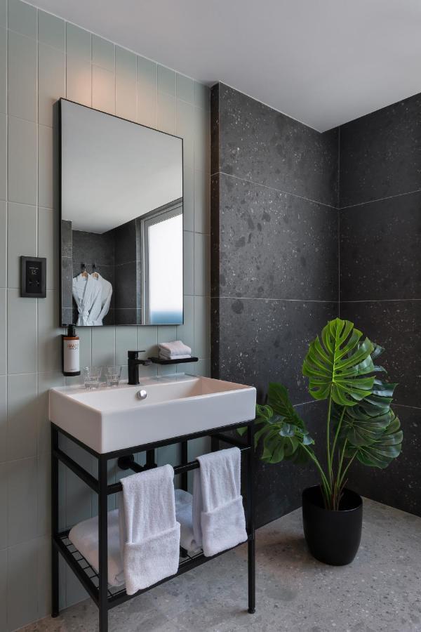 Hotel Mistral St Julian'S, Affiliated By Melia Saint Julian's ภายนอก รูปภาพ