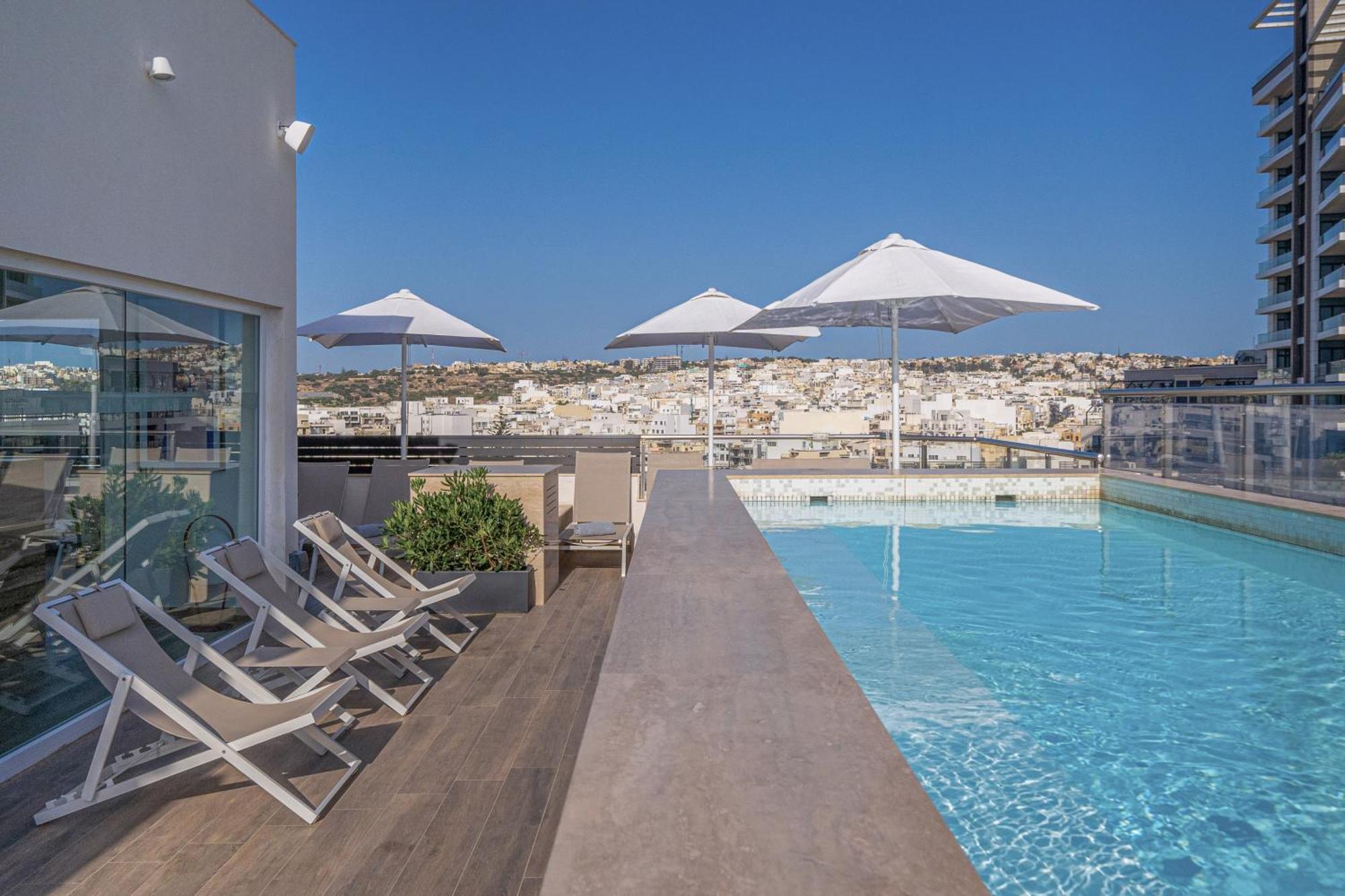Hotel Mistral St Julian'S, Affiliated By Melia Saint Julian's ภายนอก รูปภาพ